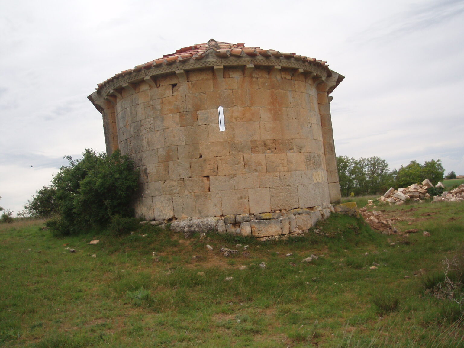 Historia de la ermita Hontoria de la Cantera situado al NE